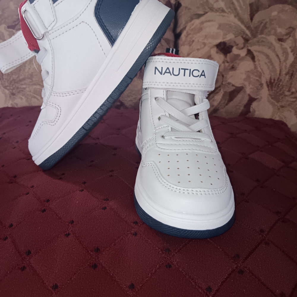 Nautica White and Blue Sneakers Athletic Design